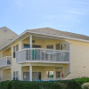 Отель SPC 9232 is a Beautiful recently upgraded 2 BR with Free Beach Service by RedAwning, фото 3