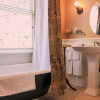Отель The Black Walnut B & B Inn, фото 8