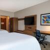 Отель Holiday Inn Express & Suites Beloit, an IHG Hotel, фото 6