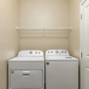 Отель Bellevue Modern 2BD 2BA Apartment, фото 24