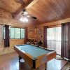 Отель Creeksong Hollow 2 Bedroom Cabin by RedAwning, фото 4