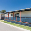 Отель BIG4 Dongara Denison Beach Holiday Park, фото 1