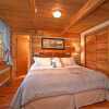 Отель Get N Lucky 1 Bedroom Cabin, фото 5