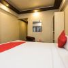 Отель Oyo 35832 Gurukripa Inn, фото 15