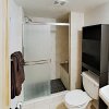 Отель Updated Treehouse W/ Heated Pool & Hot Tubs 2 Bedroom Condo, фото 5