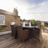 Отель The London Crib - Relaxing 1bdr Flat With Terrace, фото 1