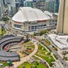 Отель Luxury Lakeview Skyscraper by CN Tower, фото 16