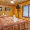 Отель Sherwood Splash Lodge 11 Bedroom Home with Indoor Pool, фото 3
