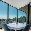 Отель Melbourne Private Apartments - Collins Wharf Waterfront, Docklands, фото 2