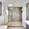 Отель Ridgemont Escape - Sauna & Luxe Comfort, фото 9