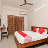 Отель OYO 23999 Samruddhi Lodge, фото 6