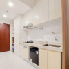Отель Warm And Nice Studio Room Sky House Bsd Apartment, фото 3