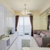 Отель Restful And Comfy 2Br At Sky House Bsd Apartment By Tarvelio, фото 5