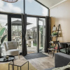 Отель Tiny House With Private Garden, фото 7