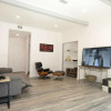 Отель Spacious House on Melrose w Private Backyard Gym, фото 2