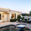 Отель Solstice by Avantstay Contemporary Oasis w/ Pool, Spa & Bar in Gated Community, фото 16