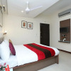 Отель OYO 11577 Hotel Crystal Retreat, фото 7