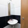 Отель OYO 1565 Palebon Residence, фото 16