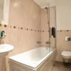 Отель Luxurious Wessex Apartment, фото 9