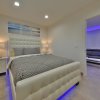 Отель 1244#4 Contemporary & Visually Stunning Beach Home, Sleeps 4, фото 4