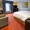 Отель Hampton Inn & Suites Ada, фото 4