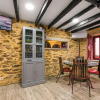 Отель Guestready - Charming Stone Wall Retreat, фото 9