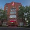 Отель Red Roof Inn PLUS+ Columbus Downtown-Convention Center, фото 1