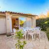 Отель Holiday Home Les Parcs de Gassin.5, фото 7