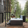 Отель Timberline by Avantstay Stunning Chalet Cabin w/ Hot Tub, Pool Table & Home Theater!, фото 1
