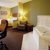 Отель Holiday Inn Express Charlotte Belmont Airport, an IHG Hotel, фото 8