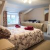 Отель Charming 2 Bed Cottage in North Molton With Hottub, фото 13