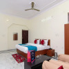 Отель OYO 12338 Hotel Venus Inn, фото 11