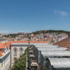Отель Charming Chiado 2Bedr W/Balcony And View, фото 13