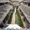 Отель Lijiang Gallery of Blessings Hotel, фото 1