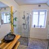 Отель Lakeside Village 36 (+ sauna), фото 7
