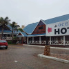 Отель Oceans Hotel & Self Catering, фото 1