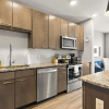 Отель Modern 1BR King Suite Close to Downtown w Fast Wifi, фото 3