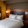 Отель TownePlace Suites by Marriott Lancaster, фото 3