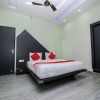 Отель OYO 15783 Hotel Shree Kanji Palace, фото 7