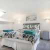 Отель Lovely Villa1king 2 Double 4 Single 1 Bunk Beds, фото 6