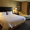 Отель Hampton Inn & Suites by Hilton Edmonton/West, фото 6