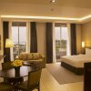 Отель Kin Plaza Arjaan By Rotana, фото 13