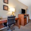 Отель COMFORT INN & SUITES, фото 6