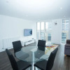 Отель High view 2 Bedroom apt - Woolwich, фото 12