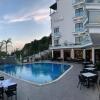 Отель Sea View Hotel Himare в Химара