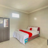 Отель RedDoorz Plus near Cito Mall Surabaya, фото 1