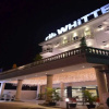 Отель De Whitte Hotel & Coffee Shop, фото 1