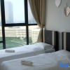 Отель MidValley MegaMall View Southkey Mosaic 2BR 2FREE By Natol, фото 2