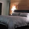 Отель Top Floor Bed and Breakfast, фото 20