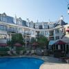 Отель Residence Inn by Marriott Mont Tremblant Manoir Labelle в Монт-Трембланте